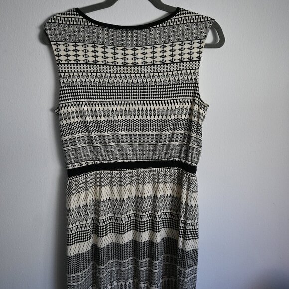 Ann Taylor Loft Geometric Dress – Black & White – Size S - Picture 3 of 12